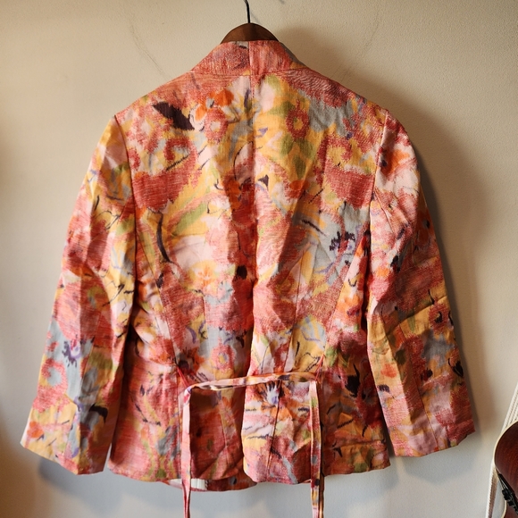 Banana Republic Floral Watercolor Linen Blend Belted Blazer - Picture 3 of 5